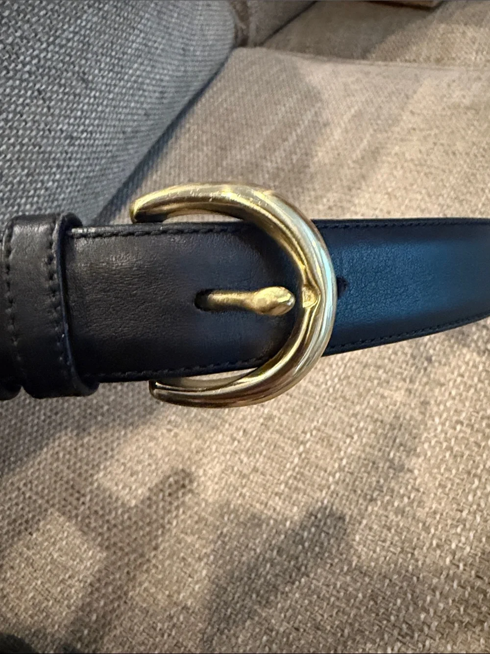 EUC - Vintage Coach Black Leather Belt with Gold Round Buckle - Medium